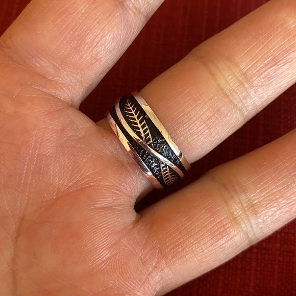 NEW 925 STERLING SILVER LEAF MEN’S WEDDING BAND - Picture 3 of 8